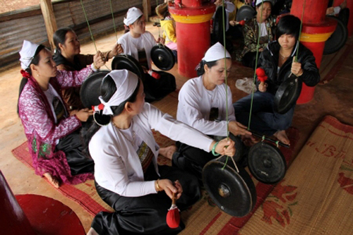 Bảo tồn và phát huy giá trị Di sản Mo Mường