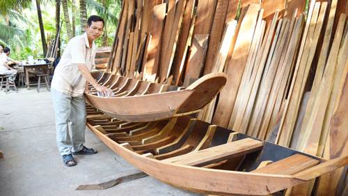 Nghề đóng ghe xuồng Long Hậu