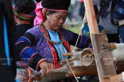 Nghề dệt vải lanh ở một số dân tộc thiểu số