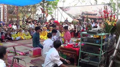  Vang bóng một thời những Di tích của làng Chuôn Hạ