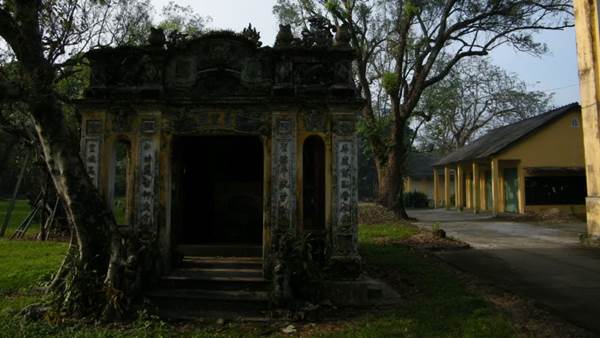 Từ ngôi Miếu "Trảo Trảo" nghĩ về chính sách thu phục nhân tâm của Chúa Tiên Nguyễn Hoàng ở vùng đất Thuận Hóa thế kỷ XVI