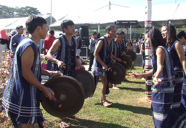 Bảo tồn và phát huy di sản văn hóa, văn học nghệ thuật các dân tộc thiểu số