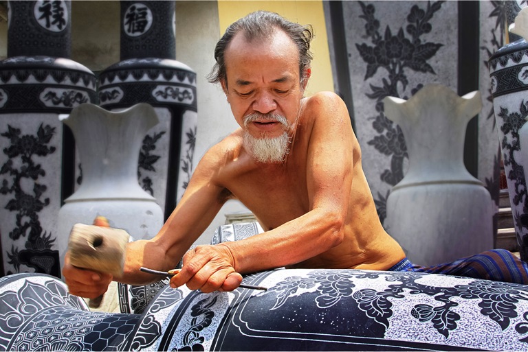 Nghề chạm khắc đá Ninh Vân