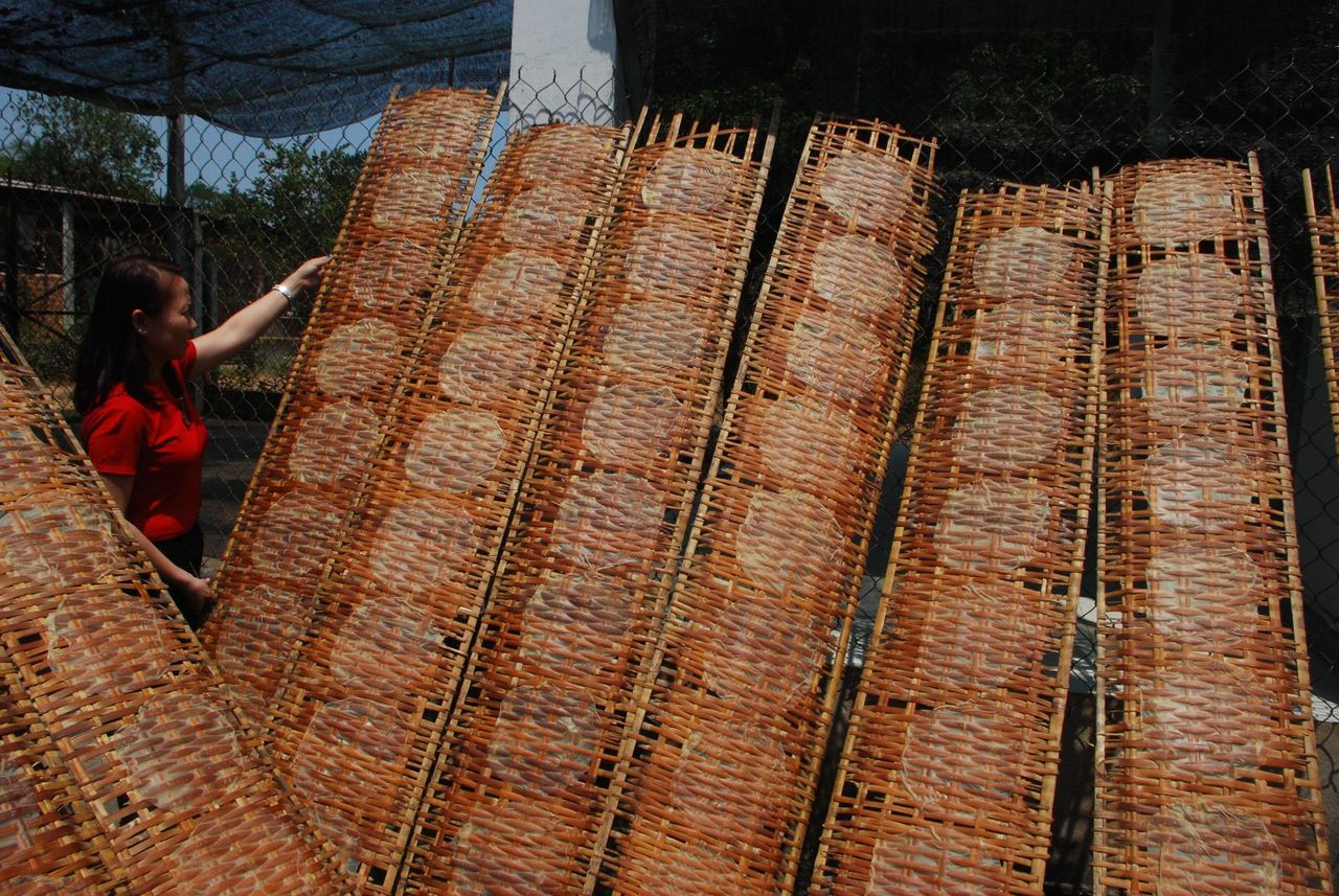 “Festival Bánh tráng phơi sương Trảng Bàng năm 2016”