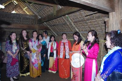 Đảng bộ Khu Di tích Kim Liên tiếp tục đẩy mạnh việc học tập và làm theo tấm gương đạo đức Hồ Chí Minh giai đoạn 2011 - 2016