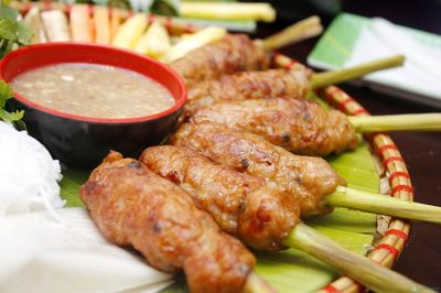 Đến Festival Huế nhớ ăn nem lụi
