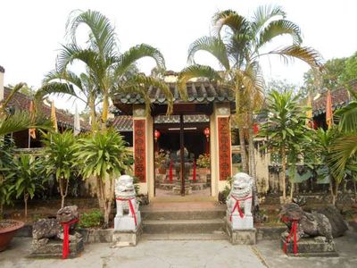 Khu Di tích Lăng Mạc Cửu