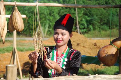 Người Khơ Mú ở Việt Nam