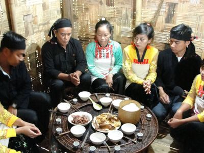 Mở lớp truyền dạy văn hóa phi vật thể cho dân tộc Mảng tại tỉnh Lai Châu, năm 2016
