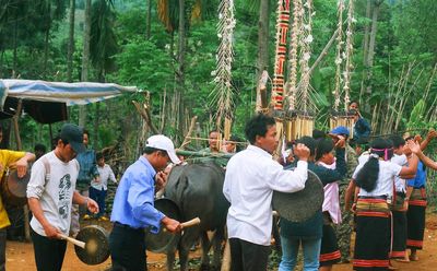 Nét đẹp văn hóa Mường trong Lễ hội Pôồn Pôông