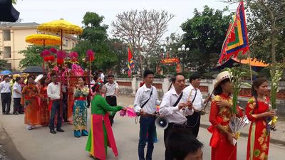 Hội làng Bình Đà