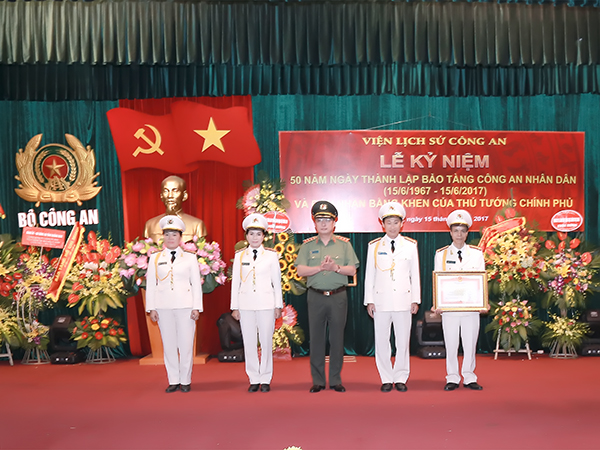 Bảo tàng Công an nhân dân kỷ niệm 50 năm ngày thành lập