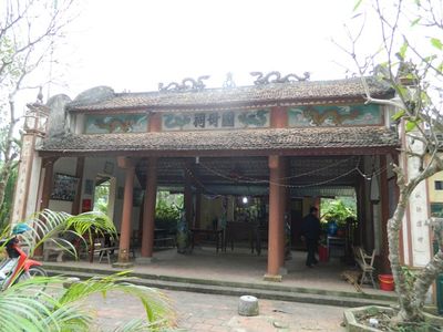 Đền thờ Hoàng phi Trinh Liệt tôn thần Lê Thị Ngọc Ân 