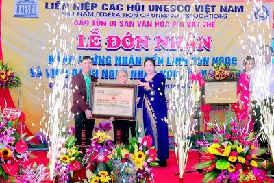 Người góp phần giữ gìn và phát huy nét đẹp của Thực hành Tín ngưỡng thờ Mẫu tam phủ của người Việt
