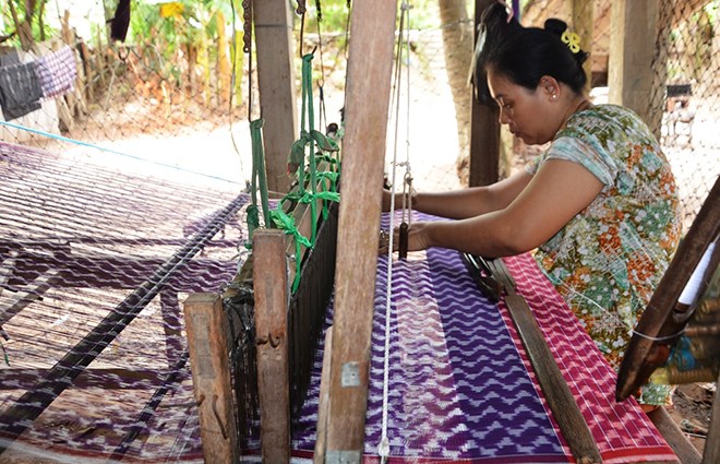 Nghề dệt của người Chăm ở Phũm Soài