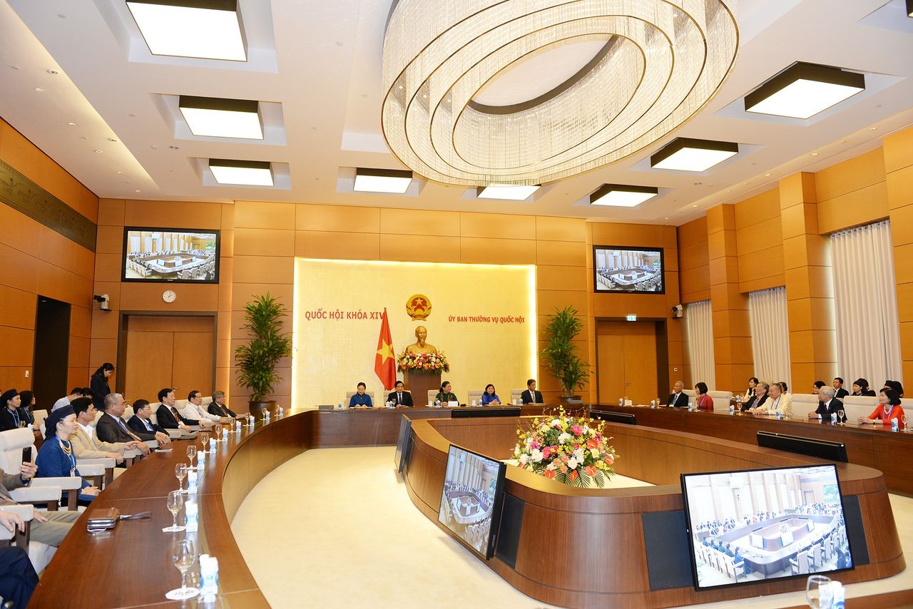Phó Chủ tịch Thường trực Quốc hội Tòng Thị Phóng gặp mặt Đoàn đại biểu Hội Di sản Văn hóa Việt Nam