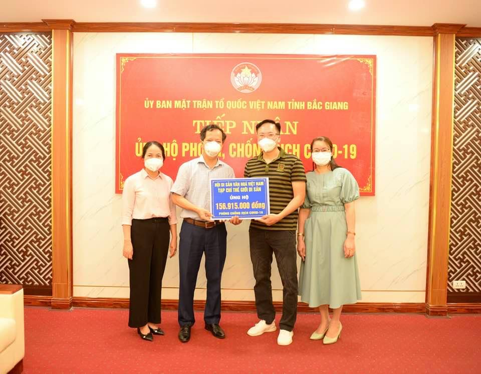 Tạp chí Thế giới Di sản trao gần 157 triệu đồng ủng hộ nhân dân Bắc Giang phòng, chống Covid-19