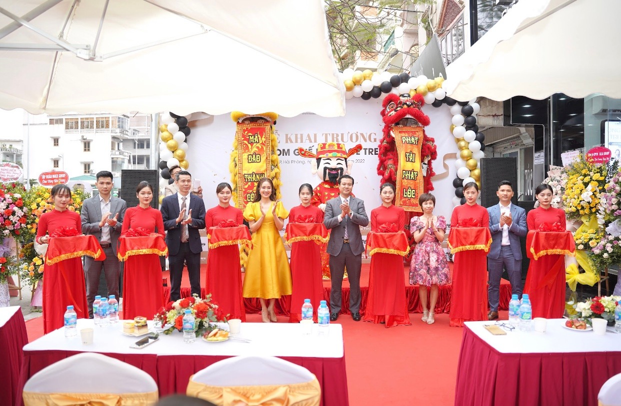 Tưng bừng khai trương Chi nhánh Tree Boss Hải Phòng cùng sự tham gia của diễn viên Hồng Diễm