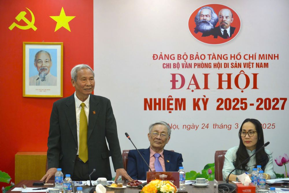 Đại hội Chi bộ Văn phòng Hội Di sản Văn hóa Việt Nam nhiệm kỳ 2025-2027 thành công tốt đẹp