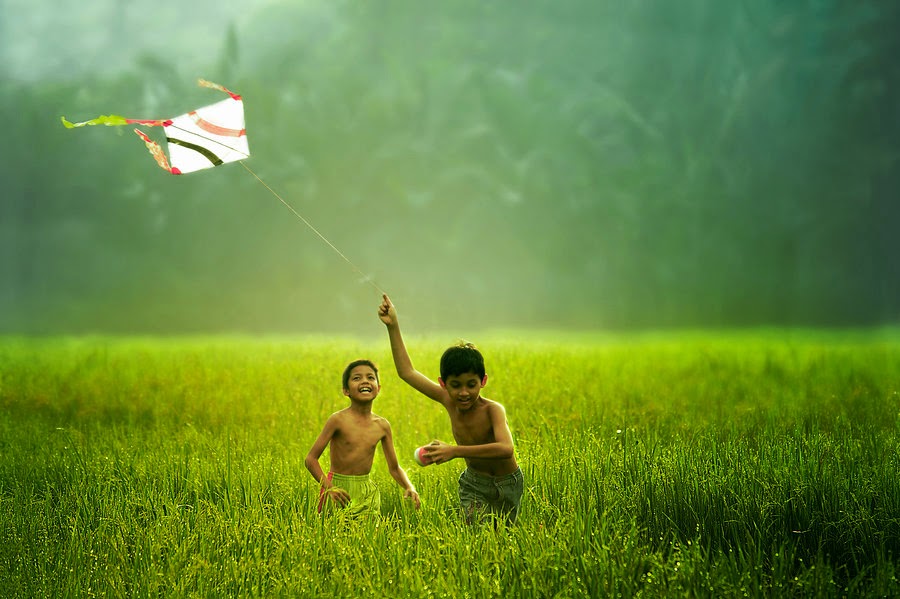 Tục thả diều trong lễ hội xuân