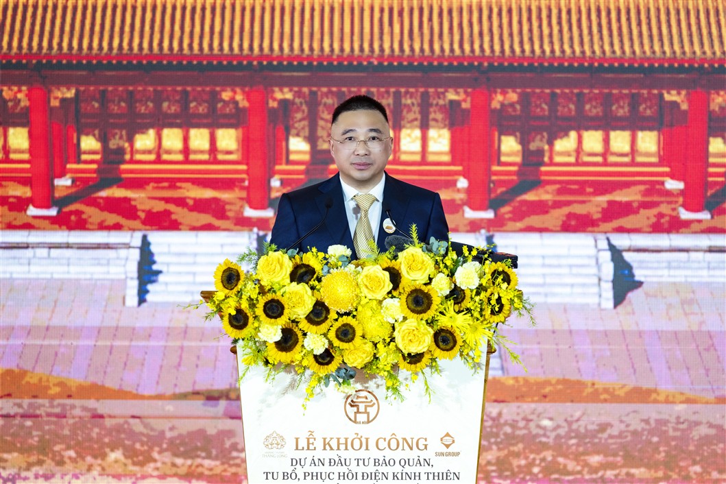 Ông Trần Minh Sơn -Thành viên Hội đồng sáng lập, Phó Chủ tịch Thường trực Hội đồng quản trị Tập đoàn Sun Group chia sẻ tại lễ khởi công.jpg