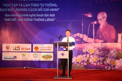 Đổi mới cách thức sinh hoạt chính trị qua chương trình nghệ thuật đặc biệt “Bác Hồ - Hai tiếng thiêng liêng”