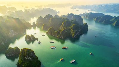 things-to-do-in-ha-long-bay-banner-1-1920x1080